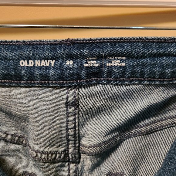 Old Navy Jeans - Wow Boot Cut - Picture 3 of 4